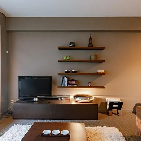 Huswell - Cosy With Sea View Apartment