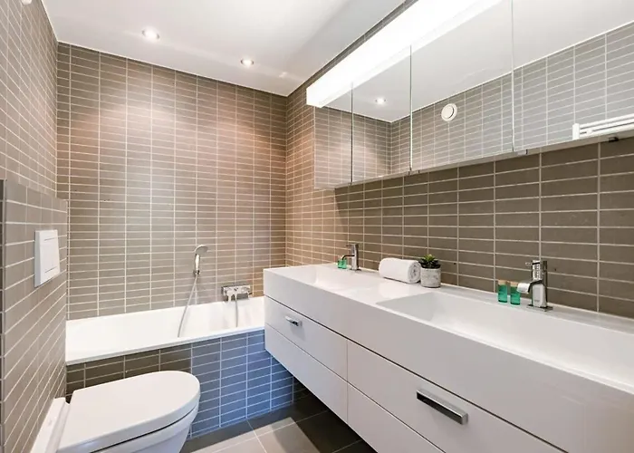 Huswell - Cosy With Sea View Apartment *