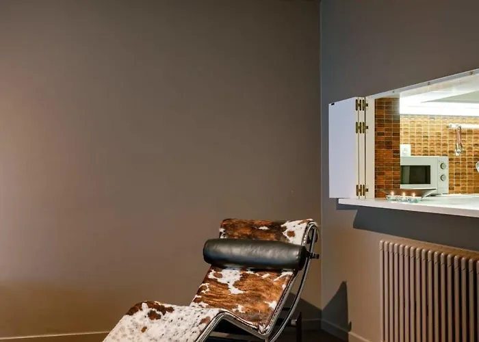 Huswell - Cosy With Sea View